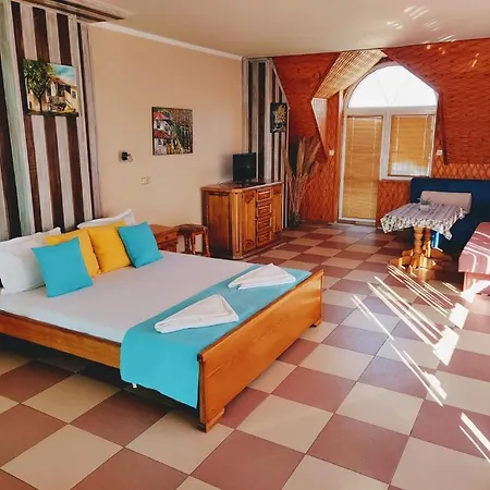 Art Rozalia 招待所 3*