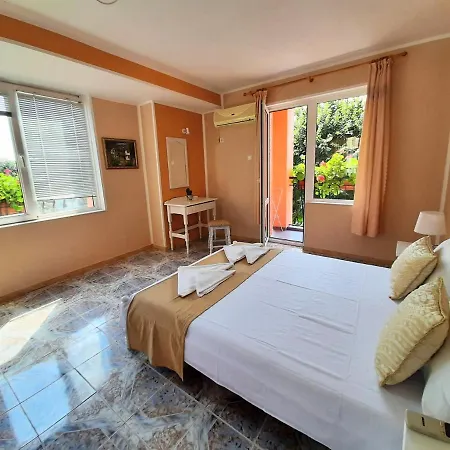 Art Rozalia Guest house 3*