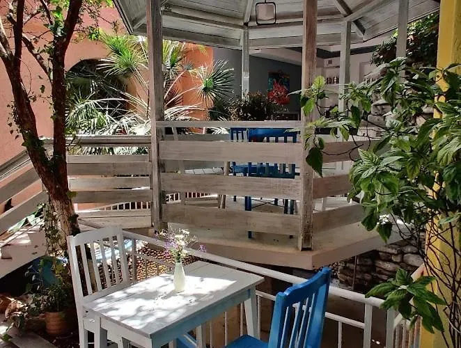 Pensjonat Art Rozalia Rawda